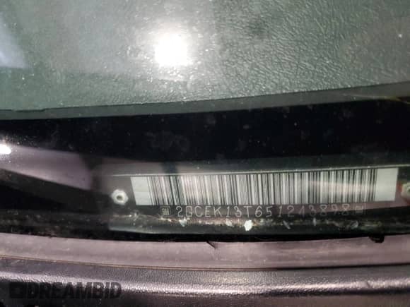 2005 Chevrolet Silverado 1500 LT with VIN 2GCEK13T651243898, listed as a Copart auction lot 45305755 with 209,184 mi miles and Non repairable. Bid and sale history available at DreamBid. Image 12.