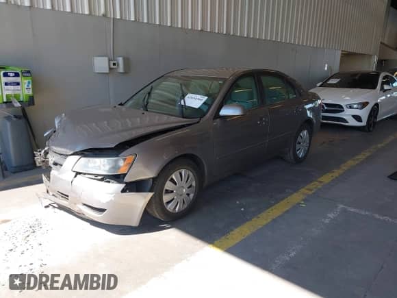 2008 Hyundai Sonata GLS с VIN 5NPET46FX8H321736, выставлен на аукционе IAAI как лот 42654360 с пробегом 170 741 миль миль и . История ставок и продаж доступна на DreamBid. Изображение 2.