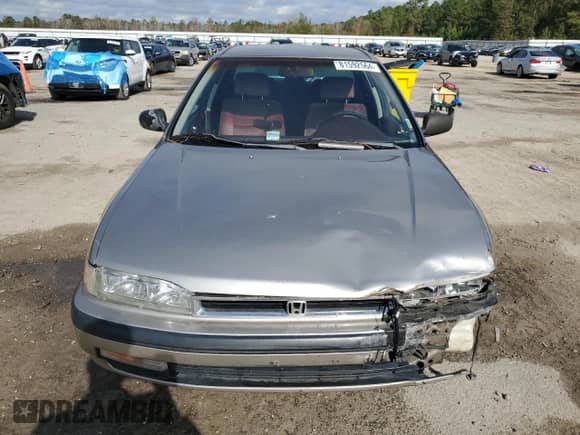1990 Honda Accord с VIN 1HGCB7658LA103783, выставлен на аукционе Copart как лот 81592564 с пробегом 239 747 миль миль и Списание • Salvage title. История ставок и продаж доступна на DreamBid. Изображение 5.