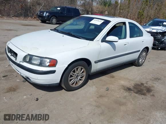 2004 Volvo S60 с VIN YV1RS61T642380706, выставлен на аукционе IAAI как лот 41945632 с пробегом Не указан миль и . История ставок и продаж доступна на DreamBid. Изображение 2.