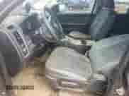 2014 Ram 1500 Express z VIN 1C6RR7FT1ES328277, wystawiony jako Copart lot #56243155 z przebiegiem Nie podano mil oraz Szkoda całkowita • Salvage title. Historia ofert i sprzedaży dostępna na DreamBid. Obrazek 7.