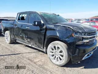 2021 Chevrolet Silverado 1500 High Country с VIN 3GCUYHED3MG278977, выставлен на аукционе IAAI как лот 40632432 с пробегом Не указан миль и . История ставок и продаж доступна на DreamBid. Изображение 1.