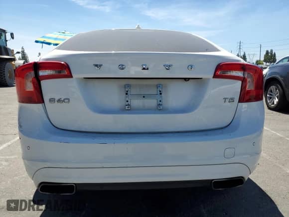 2015 Volvo S60 с VIN YV126MFD2F1309782, выставлен на аукционе Copart как лот 69631415 с пробегом 81 767 миль миль и Списание • Salvage title. История ставок и продаж доступна на DreamBid. Изображение 6.