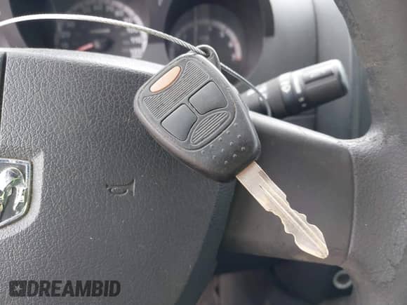 2011 Dodge Nitro SE с VIN 1D4PT2GK5BW590062, выставлен на аукционе IAAI как лот 41611402 с пробегом 247 207 миль миль и . История ставок и продаж доступна на DreamBid. Изображение 11.
