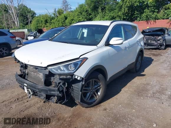 2017 Hyundai Santa Fe 2.4L с VIN 5XYZUDLB9HG383717, выставлен на аукционе IAAI как лот 42790480 с пробегом 142 960 миль миль и . История ставок и продаж доступна на DreamBid. Изображение 18.