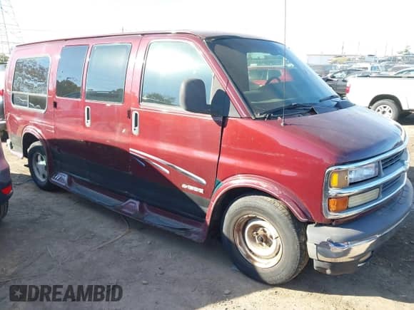 2000 Chevrolet Express Cargo YF7 z VIN 1GBFG15R8Y1277217, wystawiony jako IAAI lot #43539697 z przebiegiem 192 236 mil mil oraz . Historia ofert i sprzedaży dostępna na DreamBid. Obrazek 1.