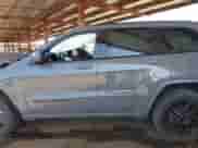 2019 Jeep Grand Cherokee Altitude с VIN 1C4RJEAG8KC672631, выставлен на аукционе IAAI как лот 42131531 с пробегом 57 917 миль миль и . История ставок и продаж доступна на DreamBid. Изображение 15.