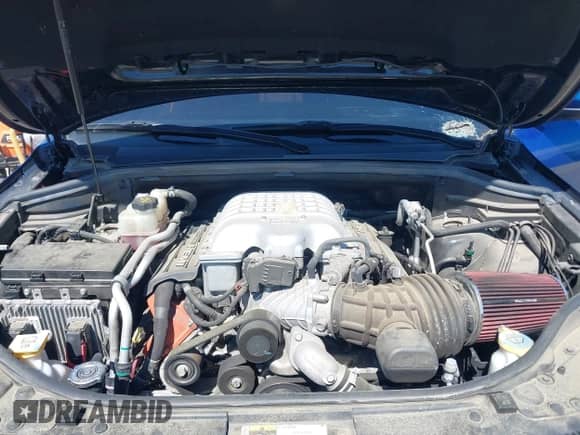 2018 Jeep Grand Cherokee Trackhawk z VIN 1C4RJFN99JC332825, wystawiony jako IAAI lot #43058737 z przebiegiem 67 252 mil mil oraz . Historia ofert i sprzedaży dostępna na DreamBid. Obrazek 10.