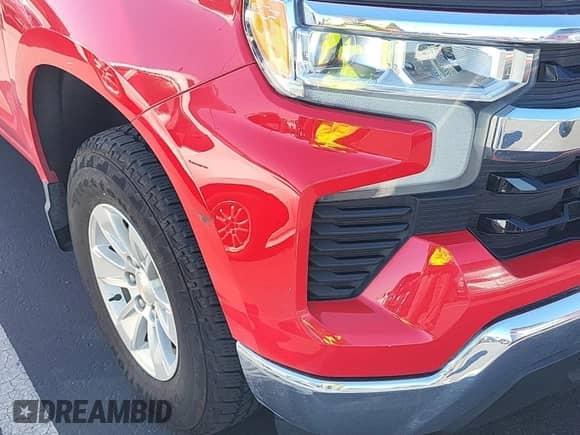 2024 Chevrolet Silverado 1500 LT z VIN 1GCRDDEK1RZ155405, wystawiony jako IAAI lot #43540237 z przebiegiem 50 431 mil mil oraz . Historia ofert i sprzedaży dostępna na DreamBid. Obrazek 51.