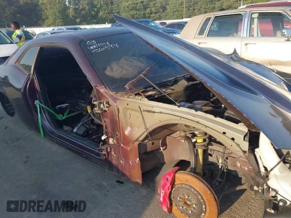 2022 Dodge Challenger R/T Scat Pack Widebody z VIN 2C3CDZFJ6NH156377, wystawiony jako IAAI lot #43003945 z przebiegiem 9 mil mil oraz . Historia ofert i sprzedaży dostępna na DreamBid. Obrazek 16.