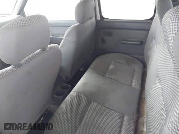 2001 Nissan Frontier SE with VIN 1N6ED27T61C324671, listed as a IAAI auction lot 42403537 with 190,638 mi miles and . Bid and sale history available at DreamBid. Image 8.