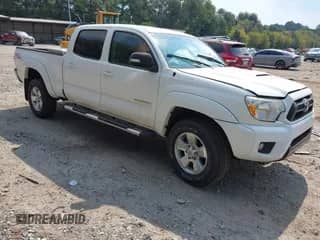 2013 Toyota Tacoma PreRunner with VIN 5TFKU4HN7DX003561, listed as a IAAI auction lot 43255314 with 14,700 mi miles and . Bid and sale history available at DreamBid. Image 1.