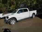 2022 Ram 1500 Big Horn z VIN 1C6SRFMT7NN111135, wystawiony jako Copart lot #69203405 z przebiegiem 48 496 mil mil oraz Szkoda całkowita • Salvage title. Historia ofert i sprzedaży dostępna na DreamBid. Obrazek 1.