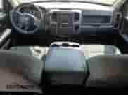 2014 Ram 1500 Express z VIN 1C6RR7KT7ES125450, wystawiony jako Copart lot #65151675 z przebiegiem 188 910 mil mil oraz Czysty tytuł • Clean title. Historia ofert i sprzedaży dostępna na DreamBid. Obrazek 8.