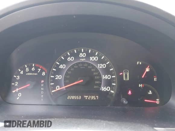 2006 Honda Odyssey EX z VIN 5FNRL38436B037450, wystawiony jako IAAI lot #42658960 z przebiegiem 228 553 mil mil oraz . Historia ofert i sprzedaży dostępna na DreamBid. Obrazek 7.