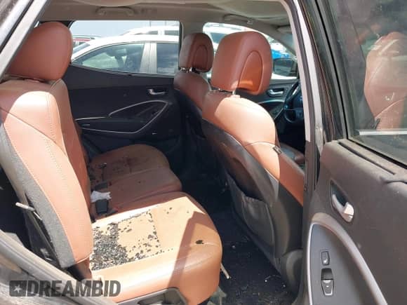 2015 Hyundai Santa Fe with VIN 5XYZW4LA8FG269111, listed as a IAAI auction lot 42599248 with 159,270 mi miles and . Bid and sale history available at DreamBid. Image 8.