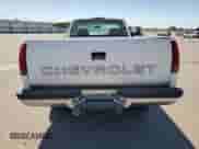 1997 Chevrolet Silverado 2500 z VIN 1GCGC24R6VZ242630, wystawiony jako Copart lot #66902425 z przebiegiem 128 508 mil mil oraz Szkoda całkowita • Salvage title. Historia ofert i sprzedaży dostępna na DreamBid. Obrazek 6.