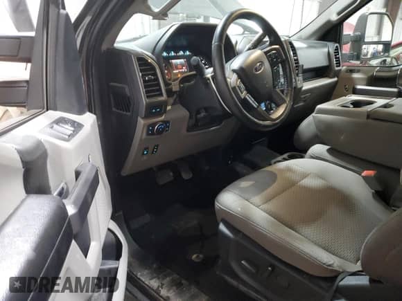 2019 Ford F-150 XLT with VIN 1FTFW1E45KFC24424, listed as a Copart auction lot 86892855 with 139,533 mi miles and Clean title. Bid and sale history available at DreamBid. Image 8.