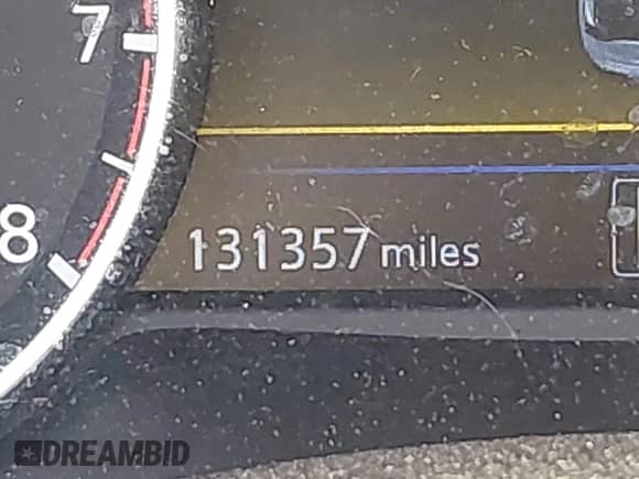 2018 Nissan Murano SL z VIN 5N1AZ2MG5JN125606, wystawiony jako IAAI lot #42624161 z przebiegiem 131 357 mil mil oraz . Historia ofert i sprzedaży dostępna na DreamBid. Obrazek 16.