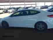 2018 Hyundai Elantra SEL z VIN 5NPD84LF7JH349114, wystawiony jako IAAI lot #43346446 z przebiegiem 42 242 mil mil oraz . Historia ofert i sprzedaży dostępna na DreamBid. Obrazek 14.