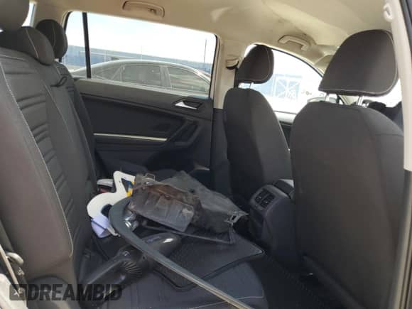 2024 Volkswagen Tiguan S с VIN 3VVRB7AX5RM056145, выставлен на аукционе Copart как лот 64650825 с пробегом 40 162 миль миль и На запчасти • Non repairable. История ставок и продаж доступна на DreamBid. Изображение 11.