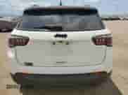 2018 Jeep Compass Latitude z VIN 3C4NJCBB2JT318340, wystawiony jako Copart lot #65468945 z przebiegiem 68 133 mil mil oraz Szkoda całkowita • Salvage title. Historia ofert i sprzedaży dostępna na DreamBid. Obrazek 6.