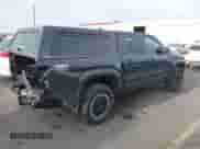 2024 Toyota Tacoma TRD Off Road с VIN 3TMLB5JN8RM009103, выставлен на аукционе IAAI как лот 43210758 с пробегом 14 193 миль миль и . История ставок и продаж доступна на DreamBid. Изображение 4.