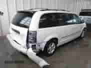 2008 Dodge Grand Caravan SXT z VIN 1D8HN54P48B146508, wystawiony jako IAAI lot #41868744 z przebiegiem 169 698 mil mil oraz . Historia ofert i sprzedaży dostępna na DreamBid. Obrazek 4.