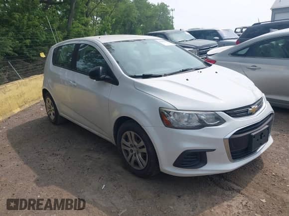 2017 Chevrolet Sonic LT с VIN 1G1JG6SH6H4158961, выставлен на аукционе IAAI как лот 42492623 с пробегом 116 742 миль миль и . История ставок и продаж доступна на DreamBid. Изображение 1.