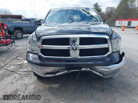 2019 Ram 1500 SLT z VIN 1C6RR7TT5KS714118, wystawiony jako IAAI lot #41865327 z przebiegiem 104 491 mil mil oraz . Historia ofert i sprzedaży dostępna na DreamBid. Obrazek 12.