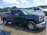 2019 Chevrolet Silverado 1500 LT z VIN 2GCVKPEC0K1106550, wystawiony jako IAAI lot #42768386 z przebiegiem 67 788 mil mil oraz . Historia ofert i sprzedaży dostępna na DreamBid. Obrazek 13.