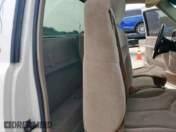 2002 GMC Sierra 1500 SLE с VIN 1GTEK14T82Z207695, выставлен на аукционе Copart как лот 71509305 с пробегом 154 636 миль миль и Списание • Salvage title. История ставок и продаж доступна на DreamBid. Изображение 10.