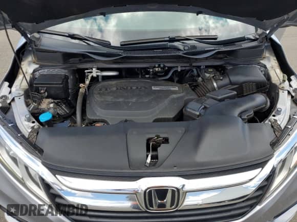 2019 Honda Odyssey EX-L with VIN 5FNRL6H77KB117842, listed as a Copart auction lot 68346585 with 60,530 mi miles and Clean title. Bid and sale history available at DreamBid. Image 12.