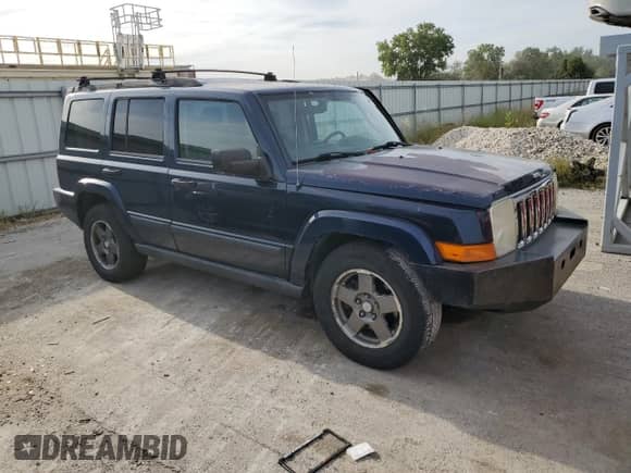 2006 Jeep Commander with VIN 1J8HG48N76C153626, listed as a Copart auction lot 70720825 with 140,685 mi miles and Salvage title. Bid and sale history available at DreamBid. Image 4.
