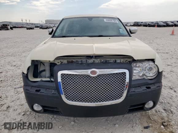 2010 Chrysler 300 C with VIN 2C3CK6CT9AH113835, listed as a Copart auction lot 69008105 with 128,126 mi miles and Clean title. Bid and sale history available at DreamBid. Image 5.