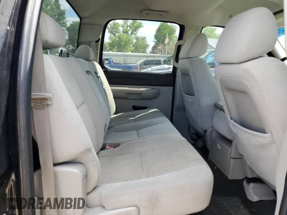 2007 Chevrolet Silverado 1500 Work Truck z VIN 2GCEC13C871522365, wystawiony jako Copart lot #56700375 z przebiegiem 236 357 mil mil oraz Szkoda całkowita • Salvage title. Historia ofert i sprzedaży dostępna na DreamBid. Obrazek 10.