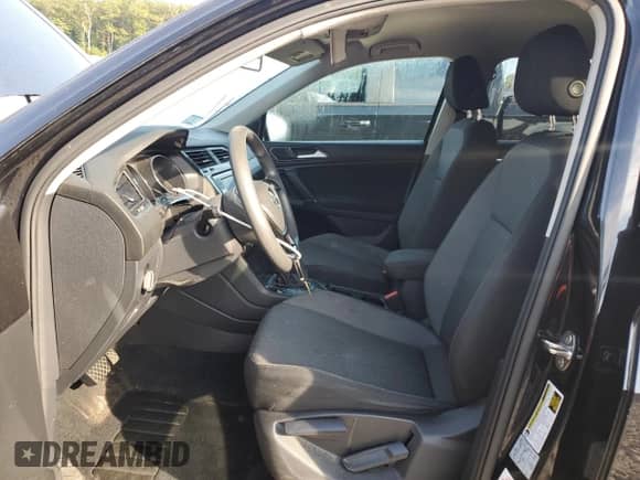 2018 Volkswagen Tiguan S с VIN 3VV0B7AX0JM019615, выставлен на аукционе Copart как лот 80466425 с пробегом 138 869 миль миль и Списание • Salvage title. История ставок и продаж доступна на DreamBid. Изображение 7.