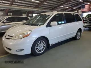 2010 Toyota Sienna XLE с VIN 5TDDK4CC7AS029499, выставлен на аукционе Copart как лот 67858935 с пробегом 227 184 миль миль и Чистый • Clean title. История ставок и продаж доступна на DreamBid. Изображение 1.
