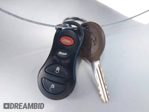 2005 Dodge Neon SXT с VIN 1B3ES56C55D134311, выставлен на аукционе IAAI как лот 43192561 с пробегом 124 665 миль миль и . История ставок и продаж доступна на DreamBid. Изображение 11.