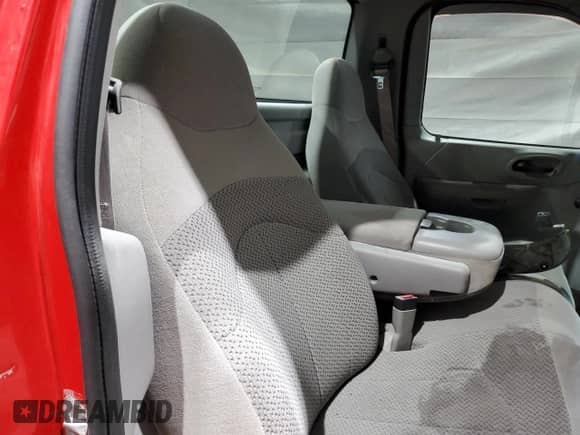 2000 Ford F-150 XL с VIN 1FTPF18L2YNA25370, выставлен на аукционе Copart как лот 69598605 с пробегом Не указан миль и Списание • Salvage title. История ставок и продаж доступна на DreamBid. Изображение 10.