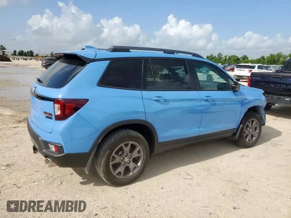 2024 Honda Passport TrailSport с VIN 5FNYF8H66RB010670, выставлен на аукционе Copart как лот 61746655 с пробегом 16 949 миль миль и Списание • Salvage title. История ставок и продаж доступна на DreamBid. Изображение 3.