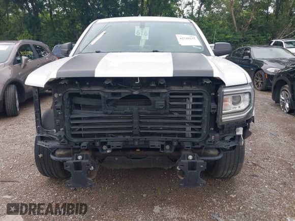 2017 GMC Sierra 1500 with VIN 1GTN1LEH5HZ183860, listed as a IAAI auction lot 42749235 with 201,966 mi miles and . Bid and sale history available at DreamBid. Image 12.