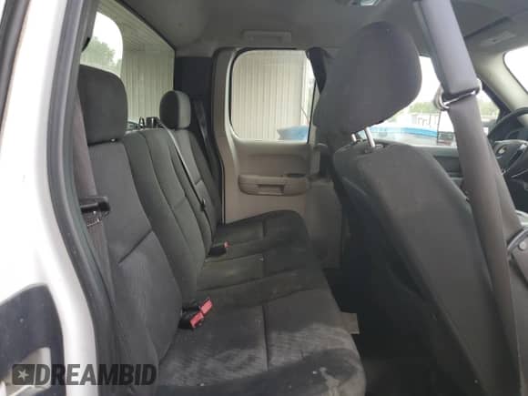 2010 Chevrolet Silverado 1500 Work Truck with VIN 1GCSKPE32AZ140711, listed as a Copart auction lot 48301125 with 183,663 mi miles and Non repairable. Bid and sale history available at DreamBid. Image 20.