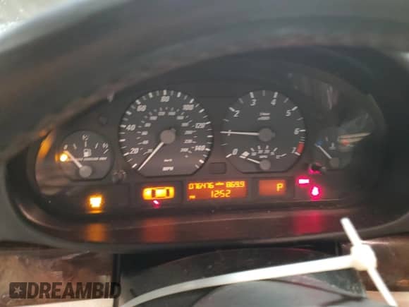 2004 BMW 3 Series 325Ci with VIN WBABD33424PL04972, listed as a Copart auction lot 90369695 with 76,476 mi miles and Salvage title. Bid and sale history available at DreamBid. Image 9.