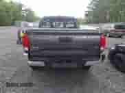 2018 Toyota Tacoma SR5 z VIN 5TFSZ5AN8JX150016, wystawiony jako IAAI lot #42427452 z przebiegiem 22 374 mil mil oraz . Historia ofert i sprzedaży dostępna na DreamBid. Obrazek 16.