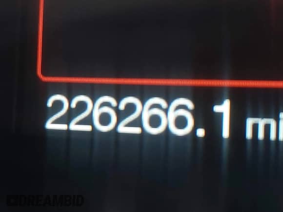 2011 Ford F-150 XL z VIN 1FTFX1EF9BFB43957, wystawiony jako IAAI lot #43409116 z przebiegiem 226 266 mil mil oraz . Historia ofert i sprzedaży dostępna na DreamBid. Obrazek 15.