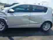 2012 Chevrolet Sonic LT с VIN 1G1JC6SH6C4224994, выставлен на аукционе IAAI как лот 42974838 с пробегом 123 885 миль миль и . История ставок и продаж доступна на DreamBid. Изображение 14.