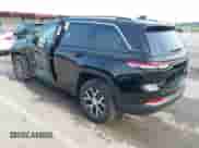 2024 Jeep Grand Cherokee Limited with VIN 1C4RJHBG2R8954132, listed as a IAAI auction lot 42608092 with 18,656 mi miles and . Bid and sale history available at DreamBid. Image 3.