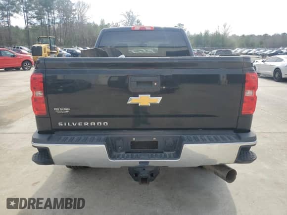 2017 Chevrolet Silverado 2500HD Work Truck z VIN 1GC1KUEYXHF183047, wystawiony jako Copart lot #45533395 z przebiegiem 70 990 mil mil oraz Szkoda całkowita • Salvage title. Historia ofert i sprzedaży dostępna na DreamBid. Obrazek 6.