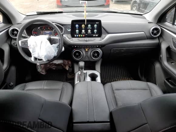 2024 Chevrolet Blazer LT z VIN 3GNKBDR43RS169779, wystawiony jako Copart lot #80995584 z przebiegiem 8 454 mil mil oraz Szkoda całkowita • Salvage title. Historia ofert i sprzedaży dostępna na DreamBid. Obrazek 8.